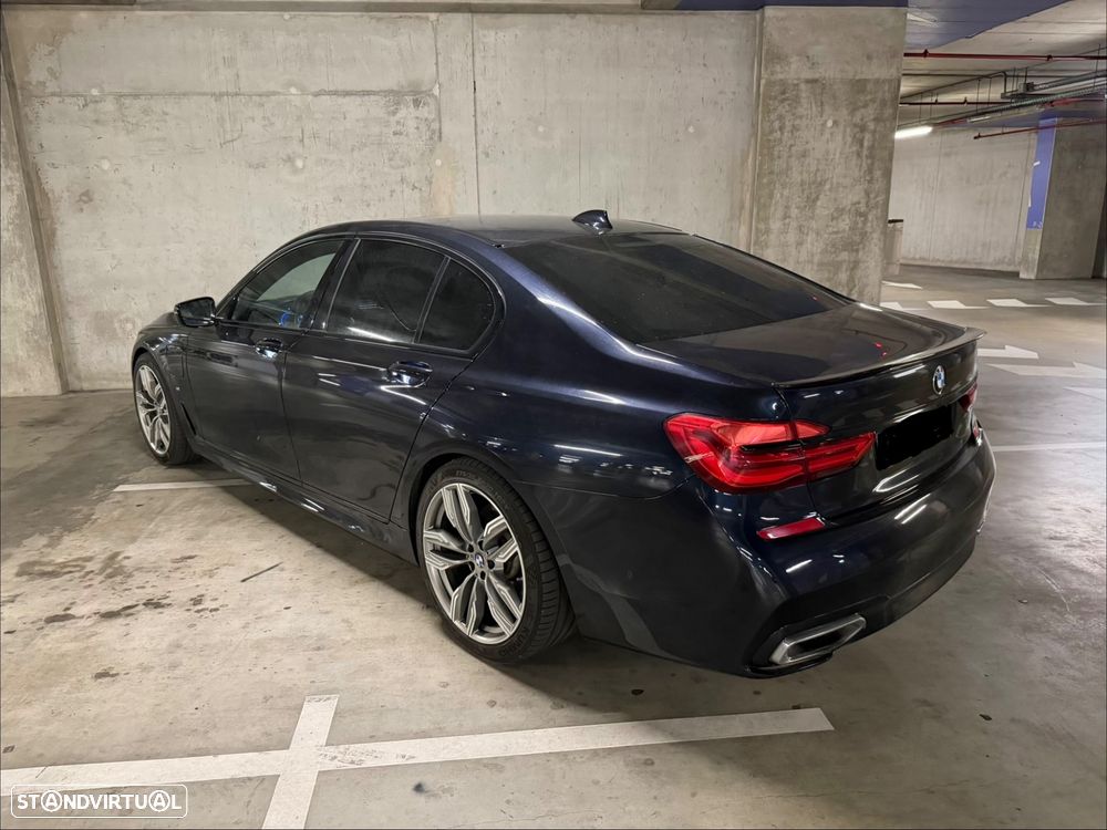 BMW 740 - 4