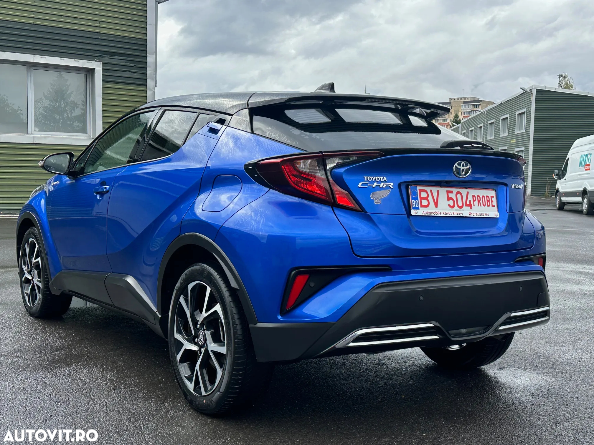 Toyota C-HR 2.0 HSD 184 CP 4x2 CVT Classy Bi-Tone - 3