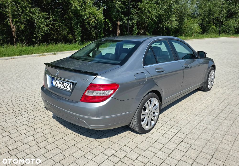 Mercedes-Benz Klasa C 220 CDI DPF Automatik Avantgarde - 3
