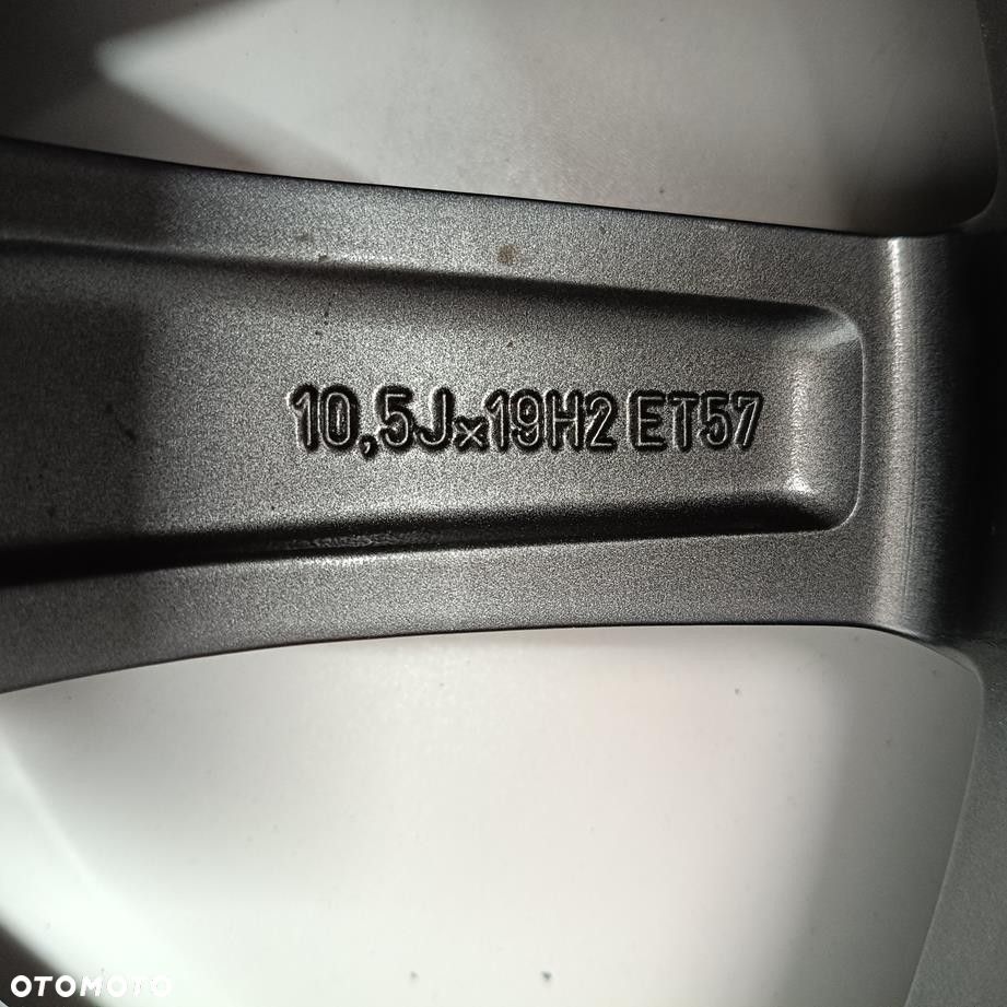 Alufelga 5x114,3 19 Maserati Levante 670044704 (F8440) - 7