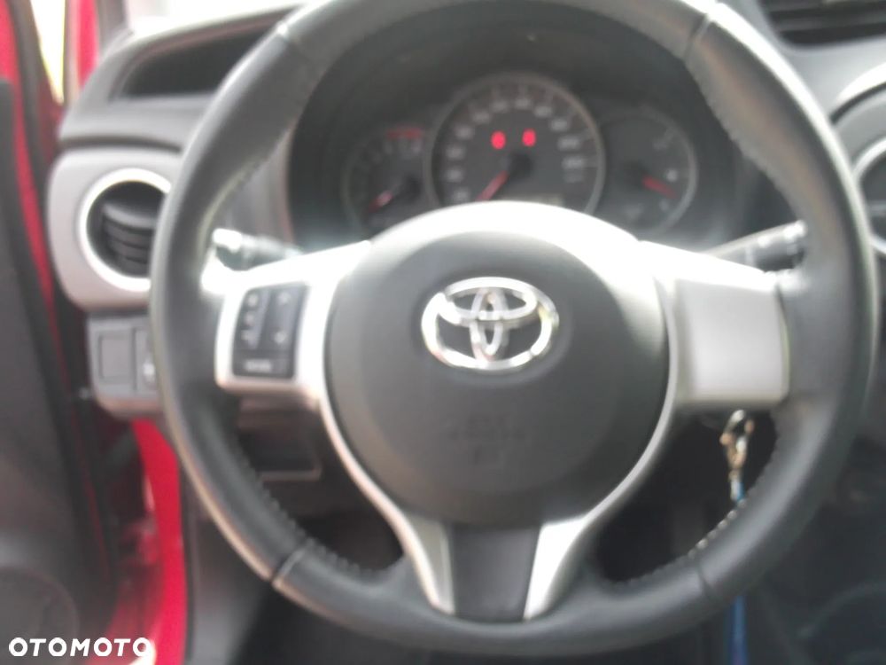 Toyota Yaris - 20