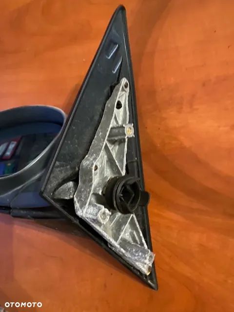 LUSTERKO LEWE 026356 PRAWE 010803 BMW E90 E91 E87 5 PIN  3 PIN - 9