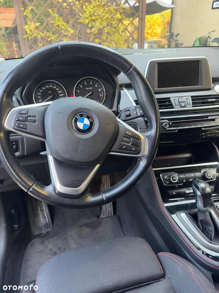 BMW Seria 2 218i - 7