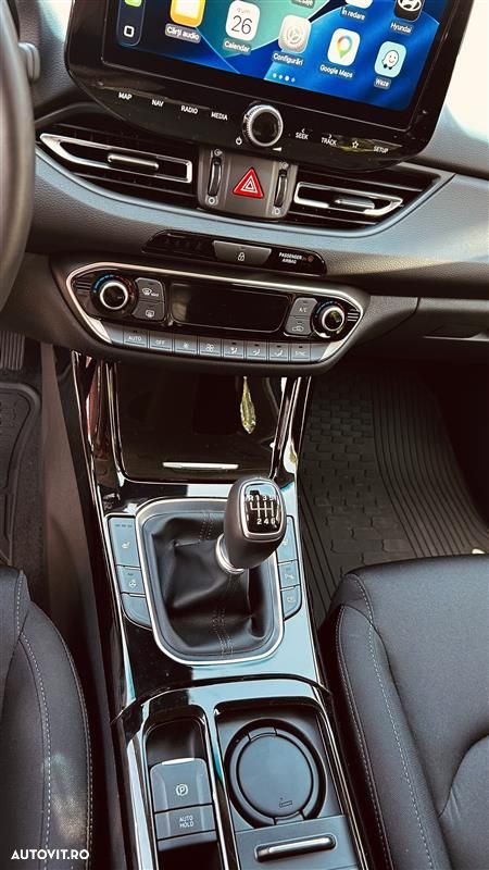 Hyundai i30 1.5 96CP M/T Highway - 14