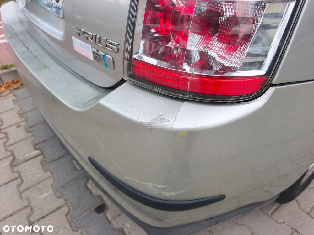 Toyota Prius - 15