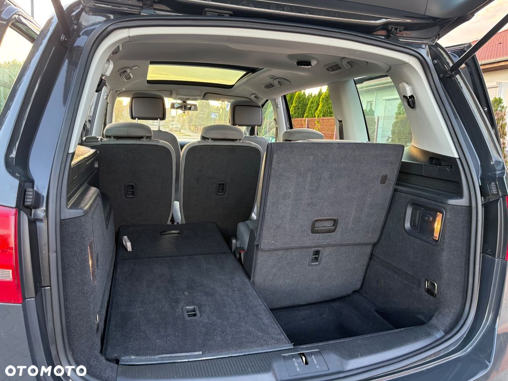 Volkswagen Sharan 2.0 TDI BlueMotion Technology Trendline - 25