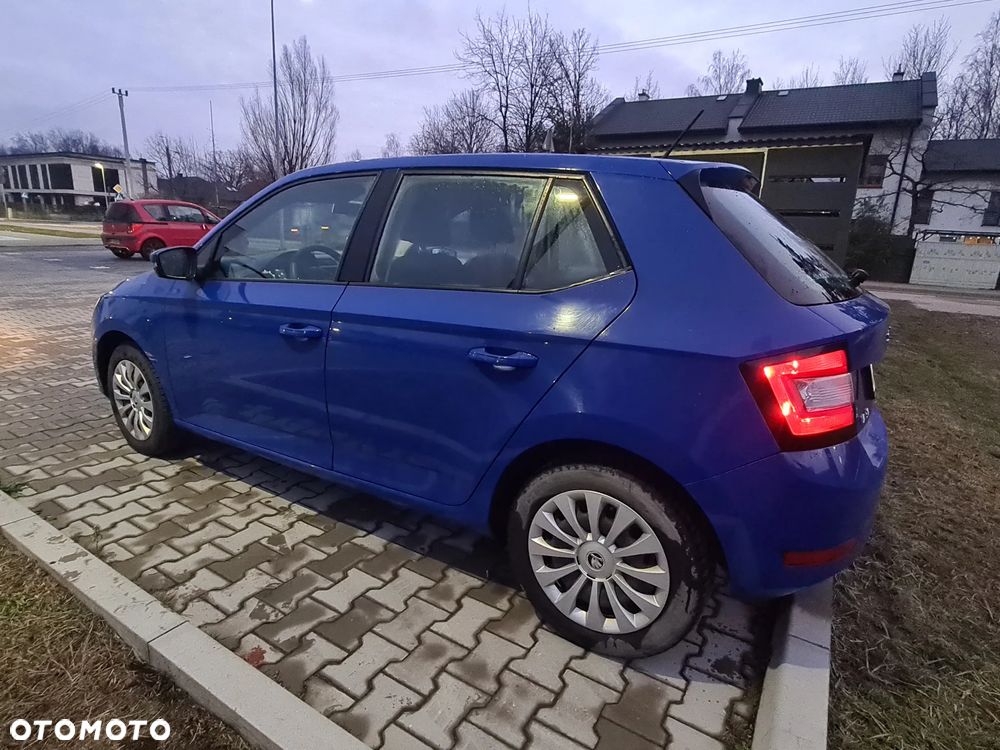 Skoda Fabia 1.0 Active - 10