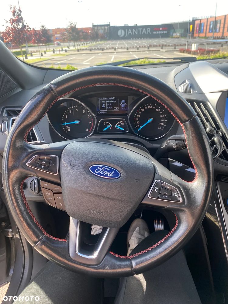 Ford Kuga - 11