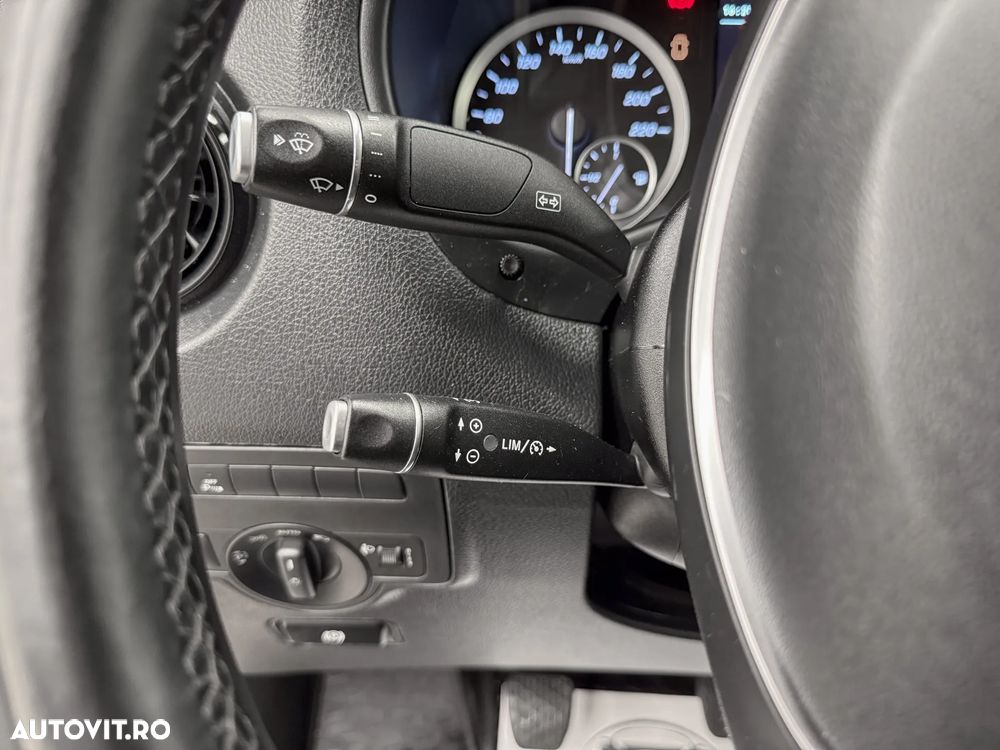 Mercedes-Benz VITO - 27