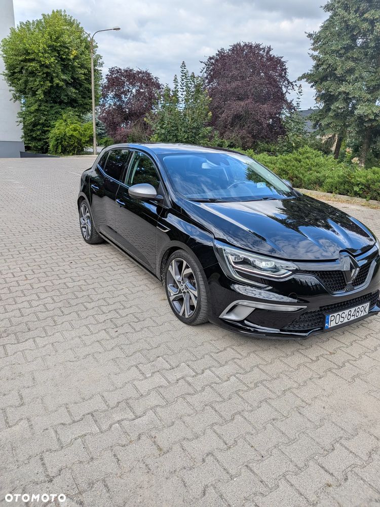 Renault Megane ENERGY TCe 205 EDC GT - 2