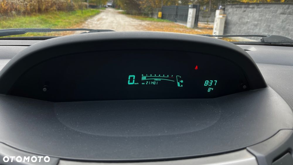 Toyota Yaris 1.0 Terra A/C - 21