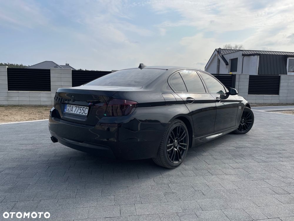 BMW Seria 5 528i xDrive Luxury Line - 5