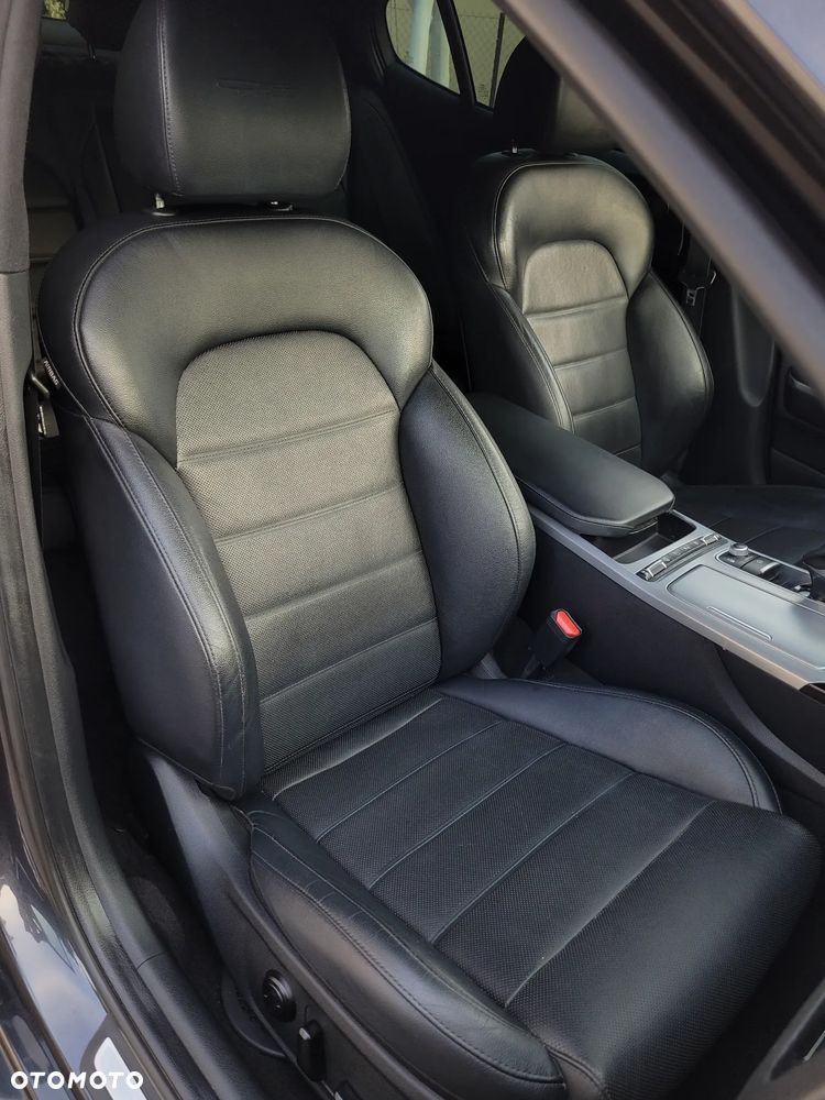 Kia Stinger 2.2 CRDi GT Line - 10