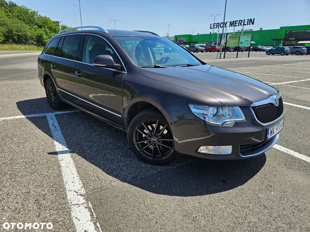 Skoda Superb 2.0 TDI Elegance DSG - 2