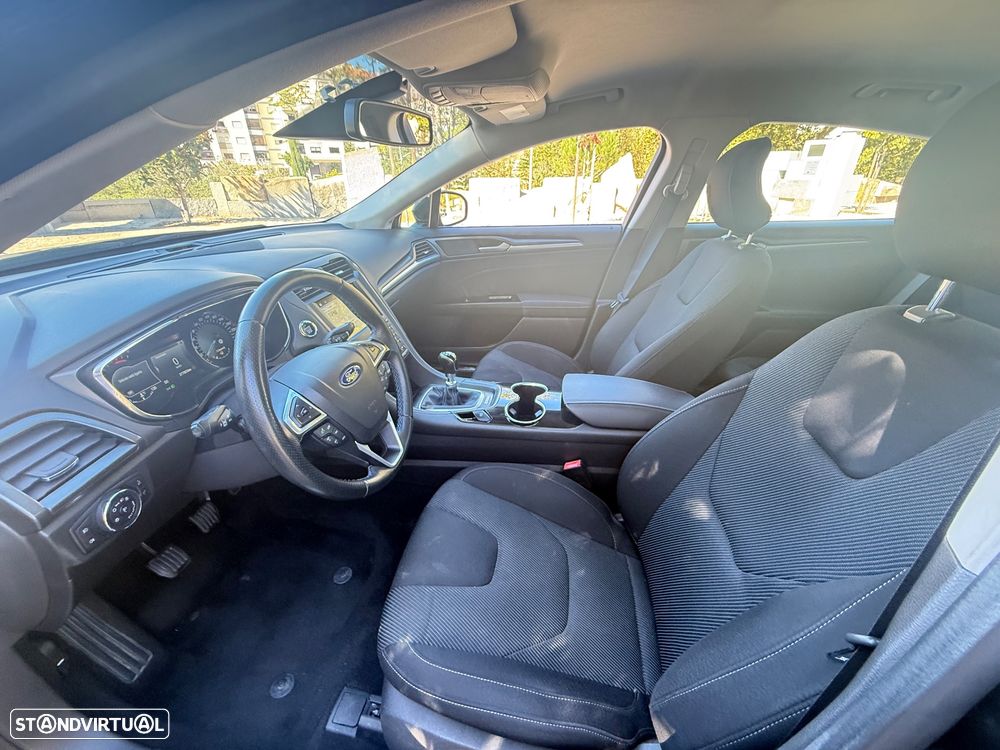 Ford Mondeo 2.0 TDCi Titanium - 29