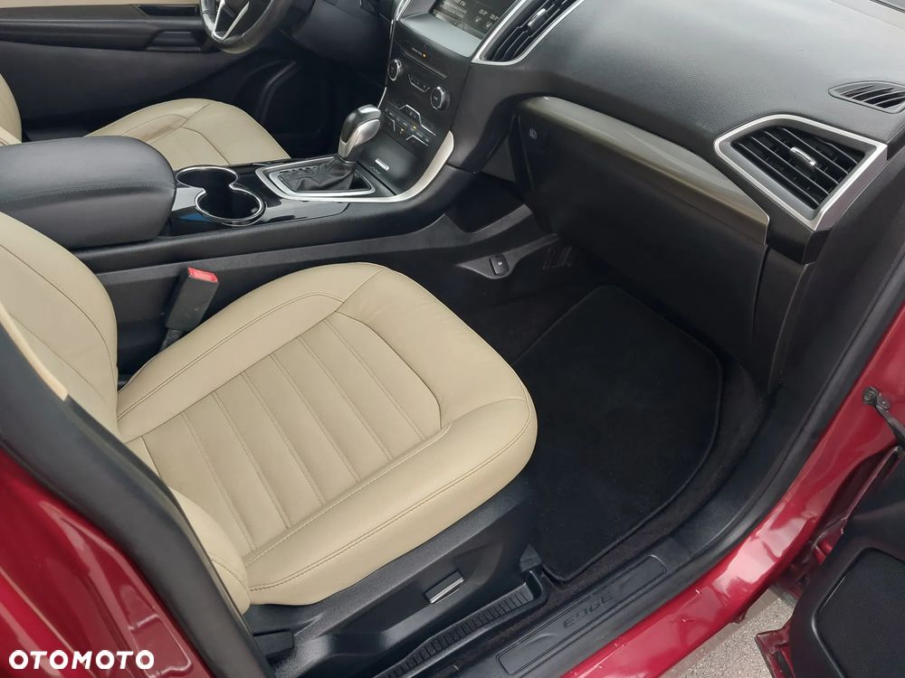 Ford Edge - 14
