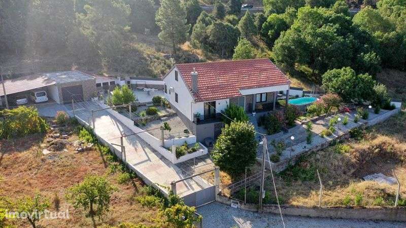 Quinta da Água – Torre de Moncorvo | T5 + Alojamento Local - Grande imagem: 2/12