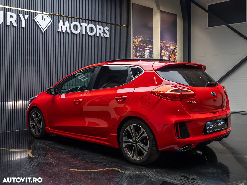 Kia Ceed 1.6 CRDi 136 ISG GT Line - 8