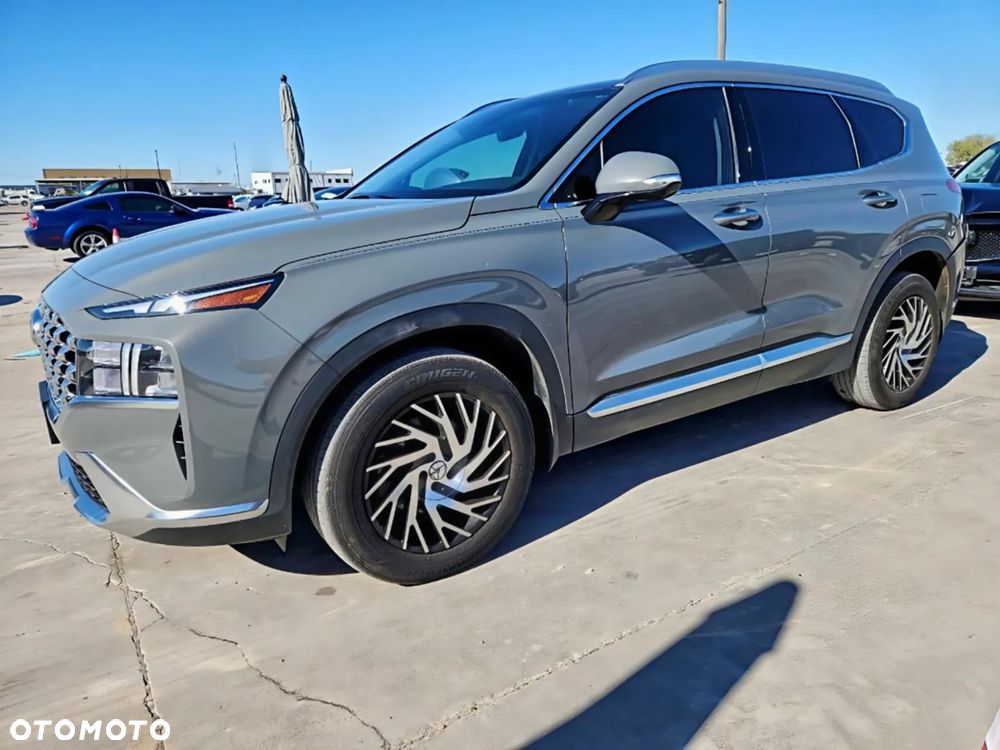 Hyundai Santa Fe - 3