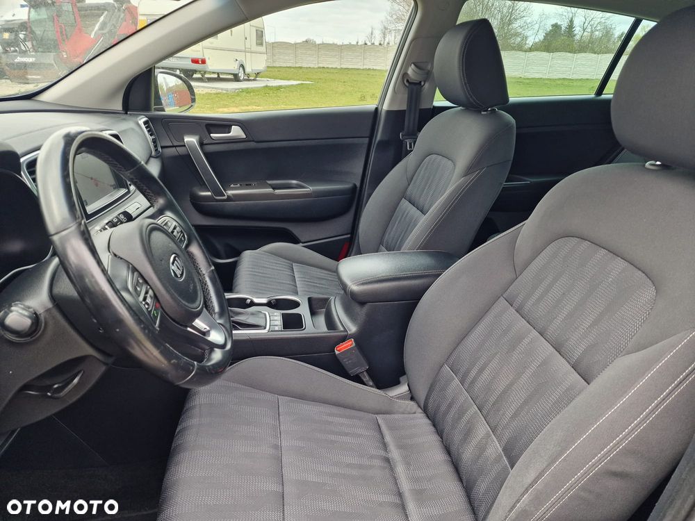 Kia Sportage 1.7 CRDI 2WD ISG Dream-Team Edition - 8