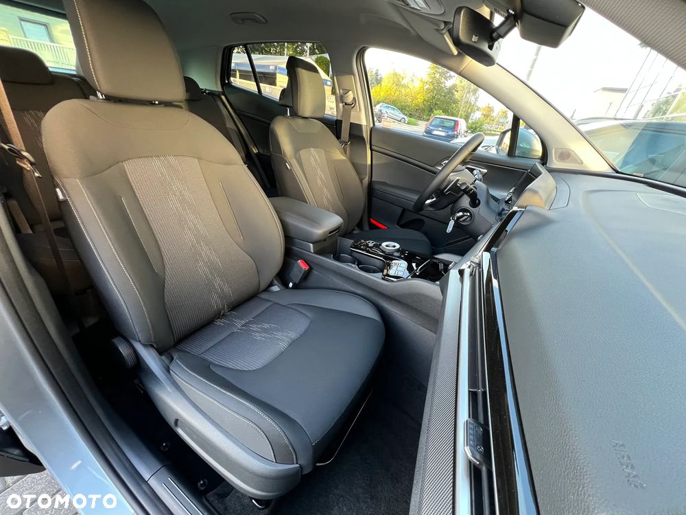 Kia Sportage 1.6 T-GDI HEV L 2WD - 33