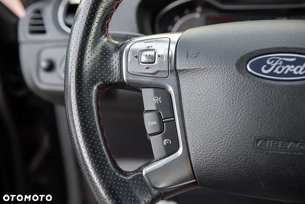 Ford S-Max 2.0 T Titanium - 22