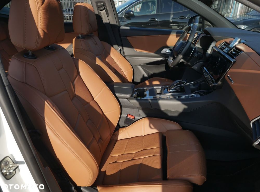 DS Automobiles DS 7 Crossback 1.6 E-Tense 4x4 Grand Chic - 23