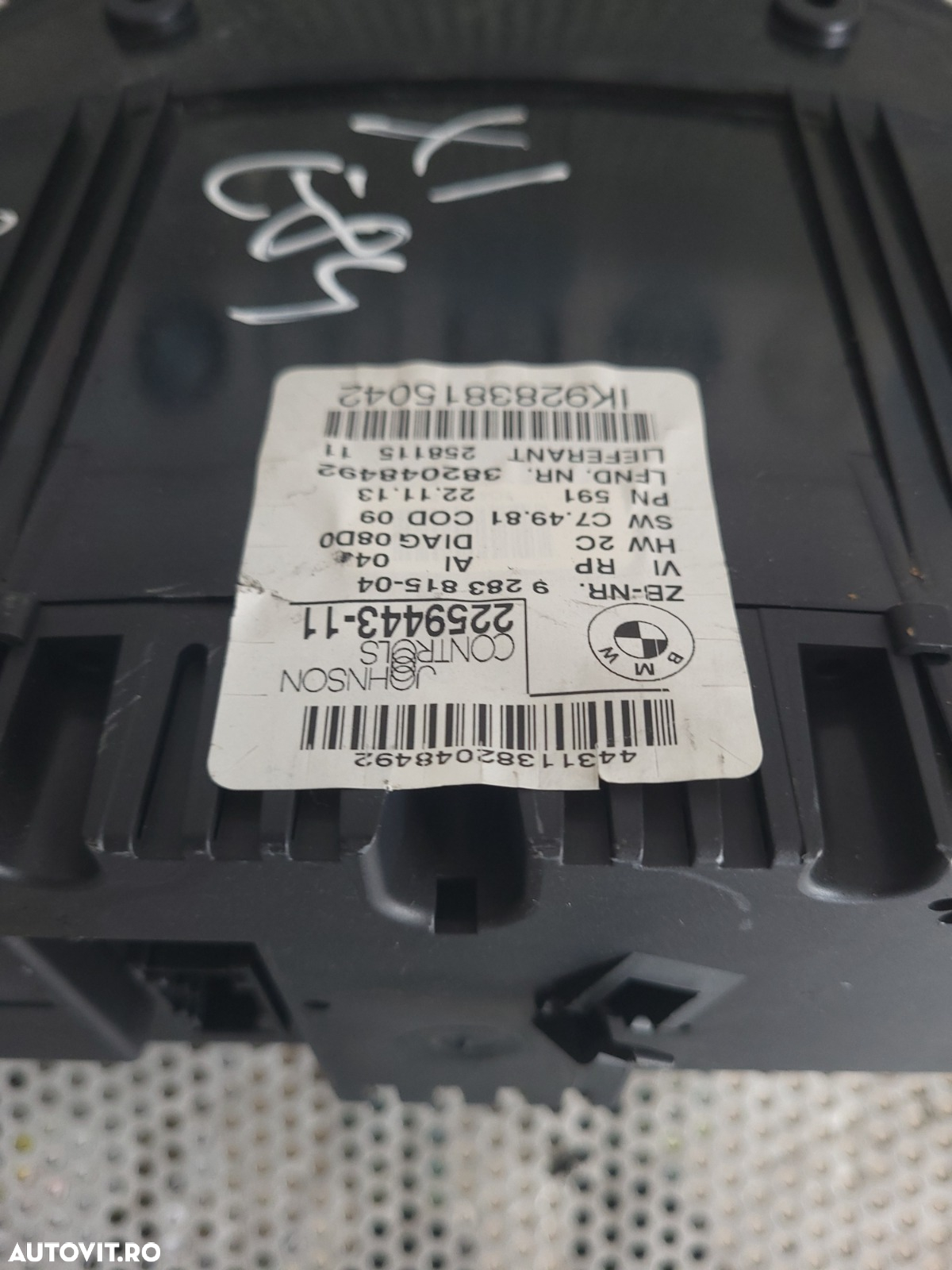 Ceasuri Bord Bmw X1 E84 Volan Stanga 2.0 Diesel Motor N47 Cod 2259443 Dezmembrez Bmw X1 E84 2.0 Diesel N47 - 6