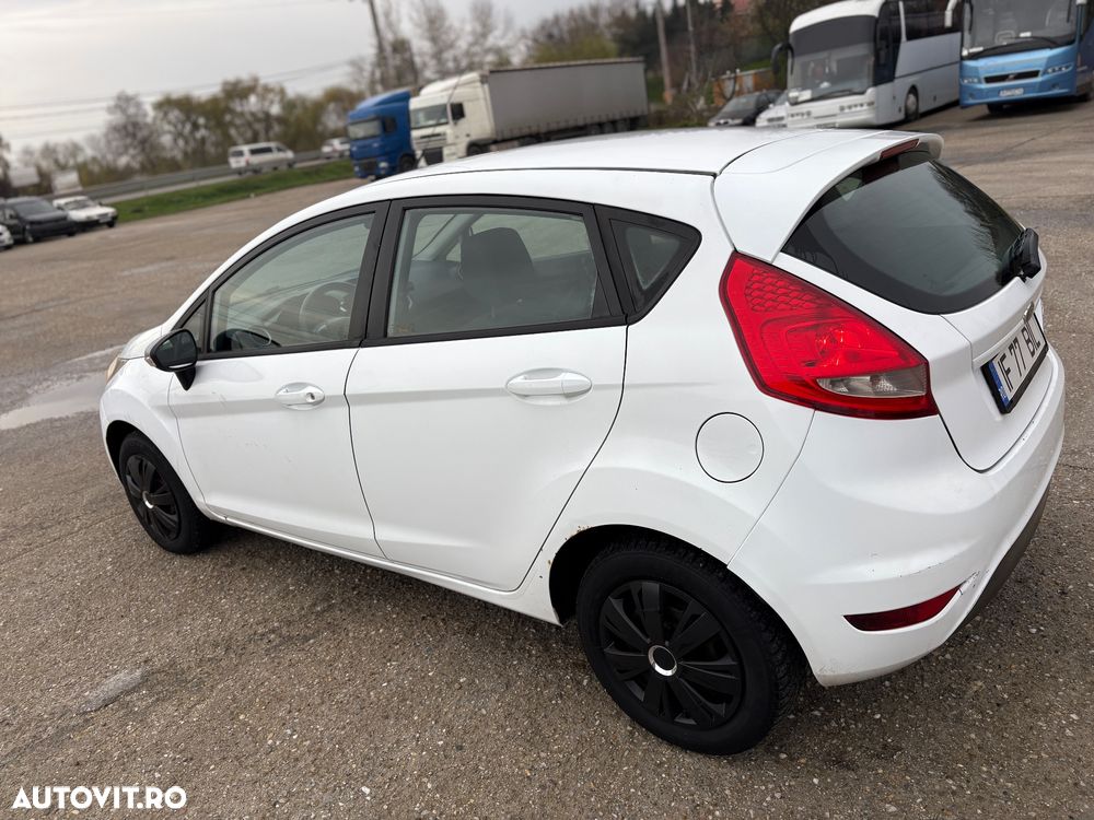 Ford Fiesta 1.4 TDCI Titanium - 3