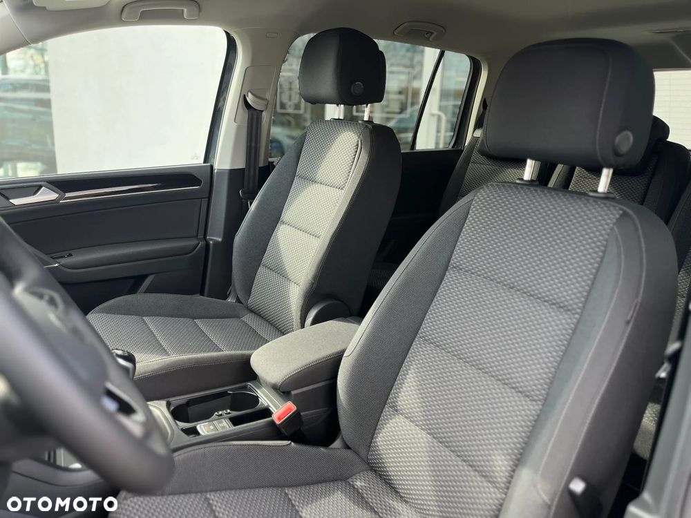 Volkswagen Touran 2.0 TDI SCR Comfortline - 10