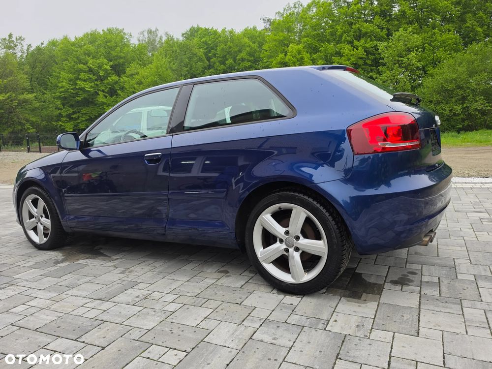 Audi A3 3-drzwiowe 2.0 TDI DPF Quattro Ambiente - 4