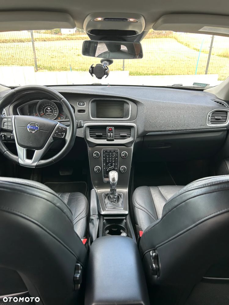 Volvo V40 D3 Geartronic Momentum - 14