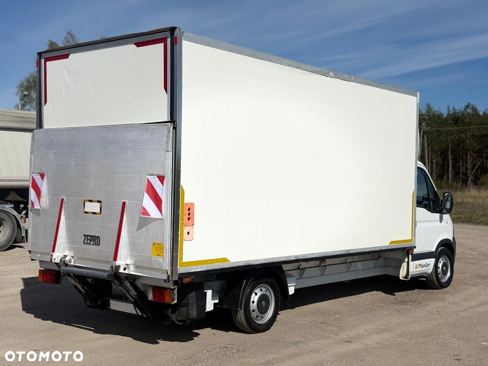Renault Master - 11