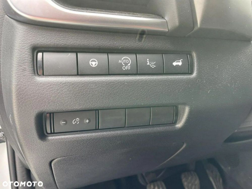 Nissan Qashqai 1.3 DIG-T mHEV N-Connecta - 12