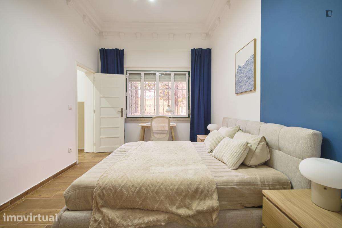 Quarto - localizado em Alameda Lisbon - Grande imagem: 4/43