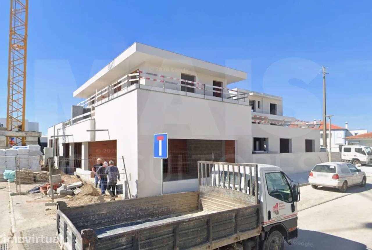 Apartamento T2 Novo com Garagem Privativa e Varanda Ampla em Ferrel... - Grande imagem: 3/4