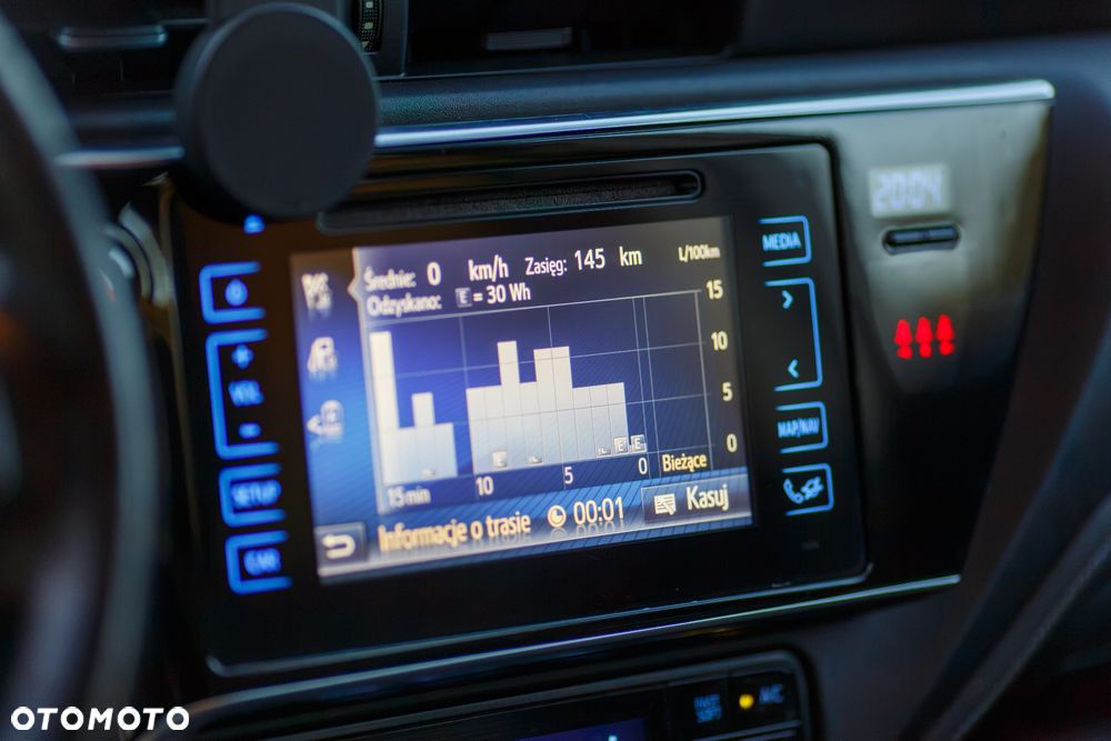 Toyota Auris Hybrid 135 Active - 16