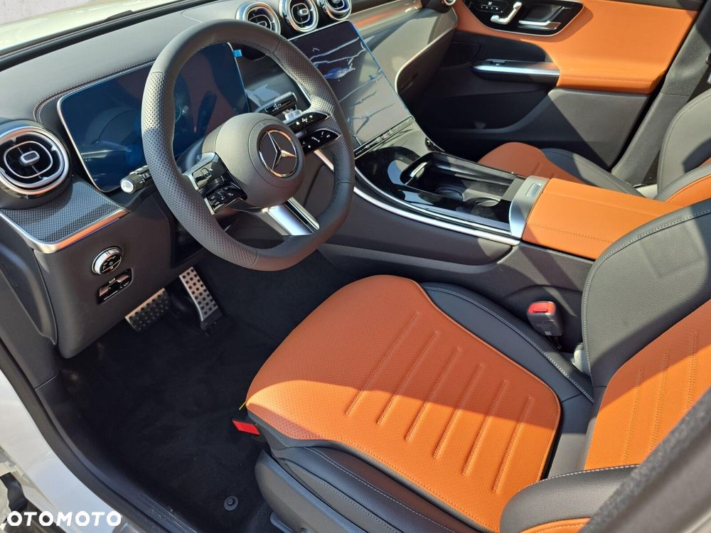 Mercedes-Benz GLC - 12