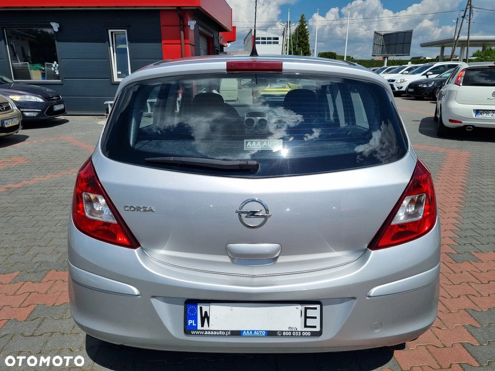 Opel Corsa 1.2 16V Enjoy - 8