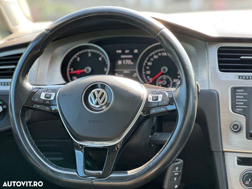 Volkswagen Golf 1.6 TDI BlueMotion Comfortline - 13