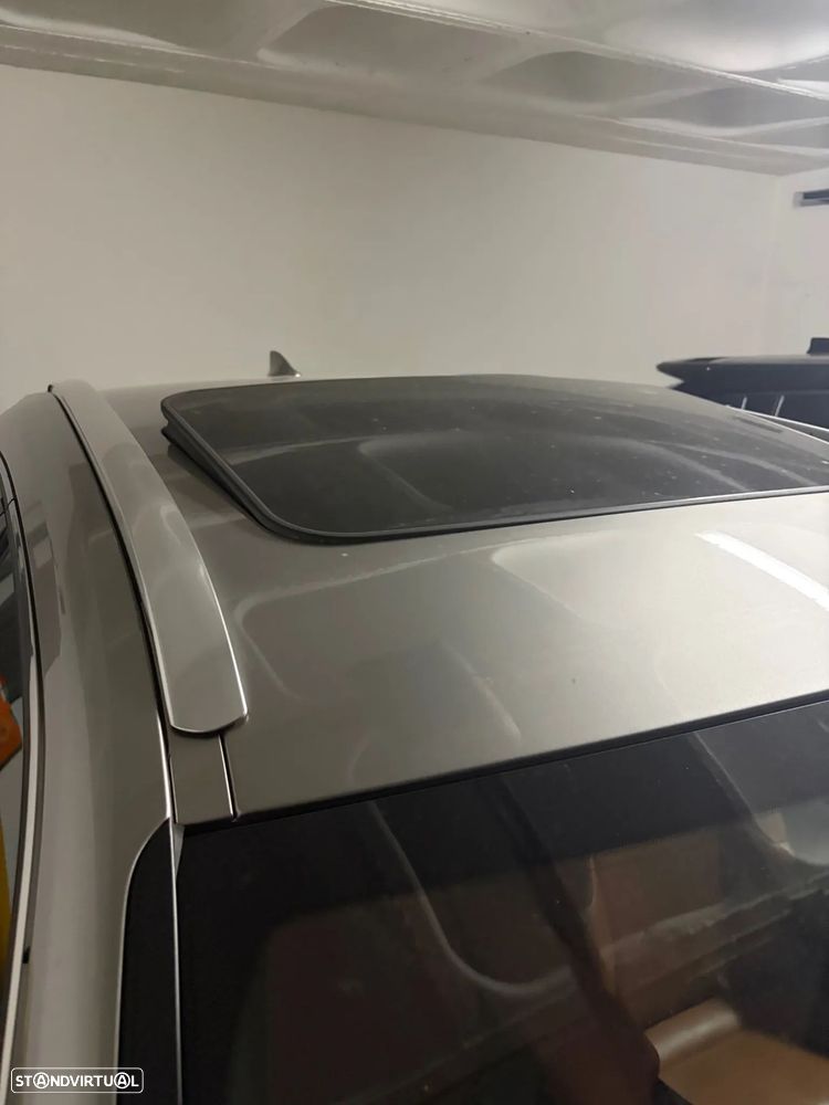 Lexus UX 250h Luxury - 5