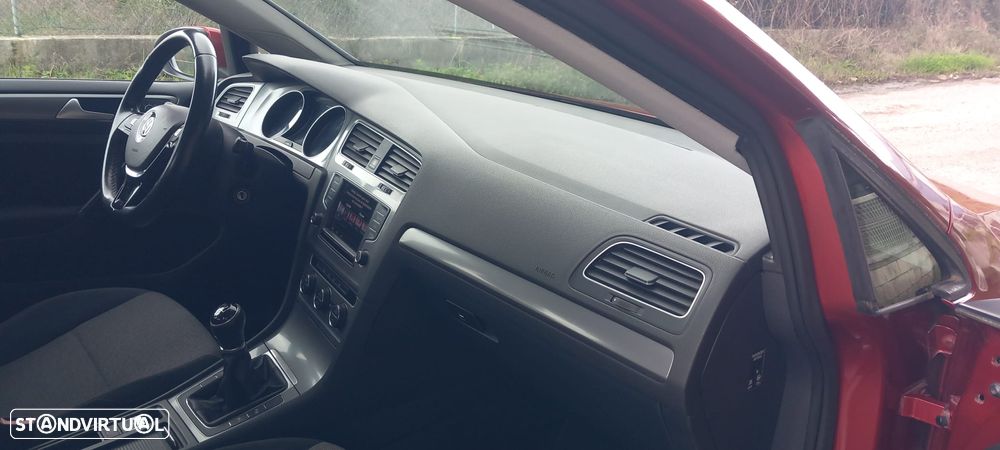 VW Golf 1.6 BlueTDI Trendline - 11