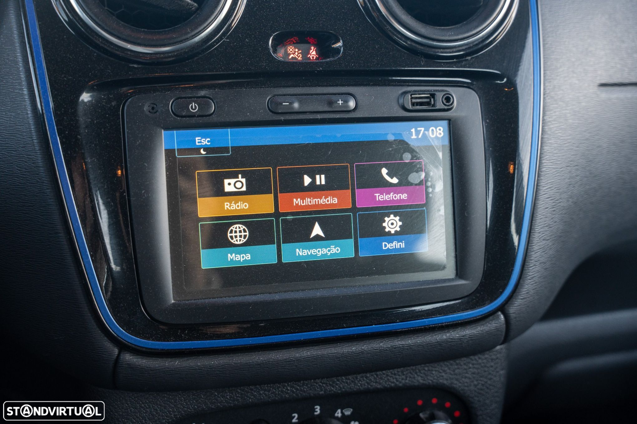 Dacia Lodgy 1.5 Blue dCi Stepway 7L - 9