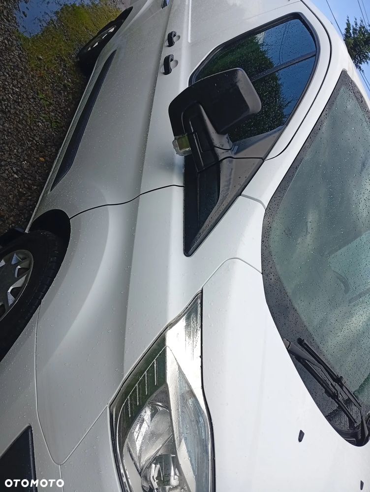 Ford TRANSIT CUSTOM - 7