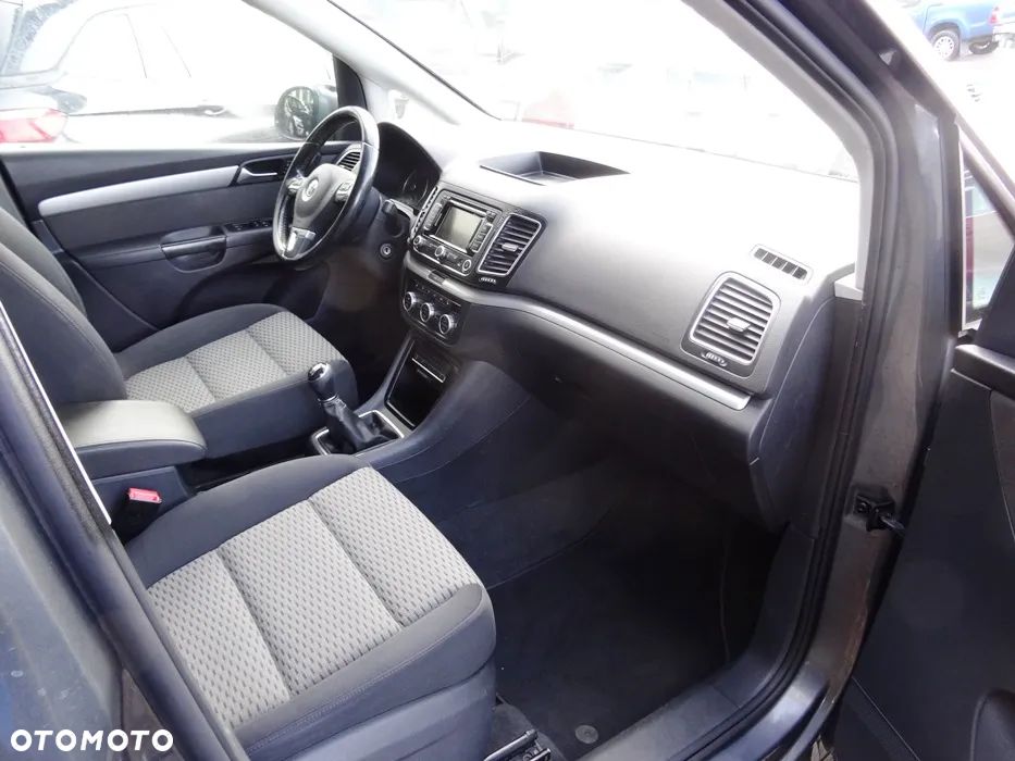 Volkswagen Sharan 2.0 TDI Comfortline - 10