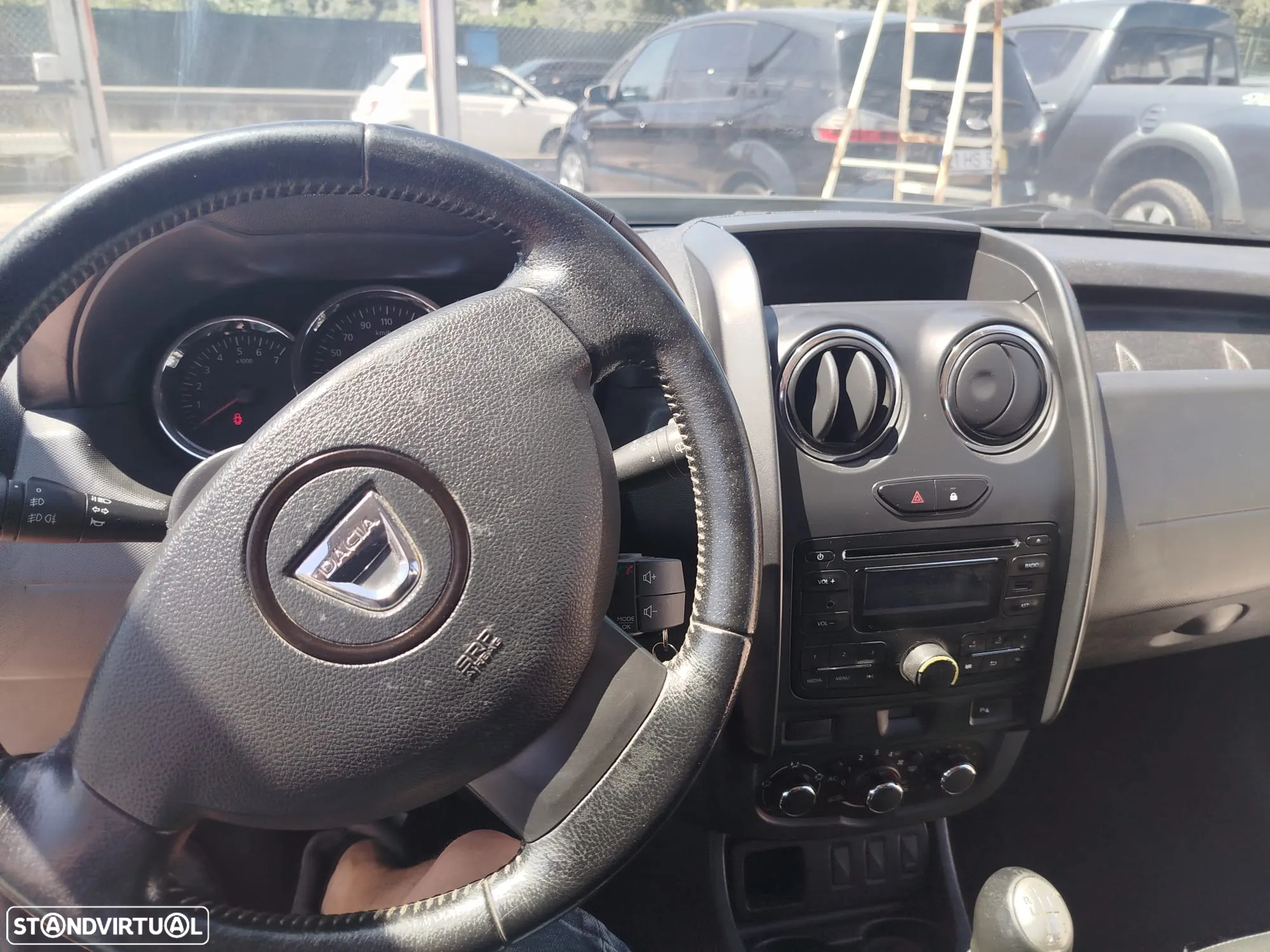Dacia Duster 1.5 dCi SL Urban Explorer - 13