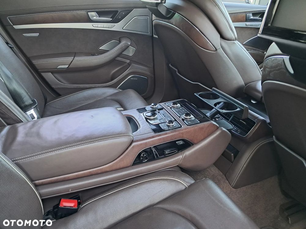 Audi A8 4.2 TDI DPF quattro tiptronic - 38