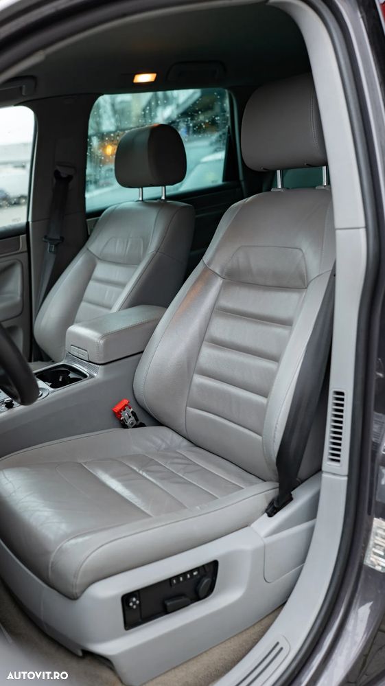 Volkswagen Touareg - 25