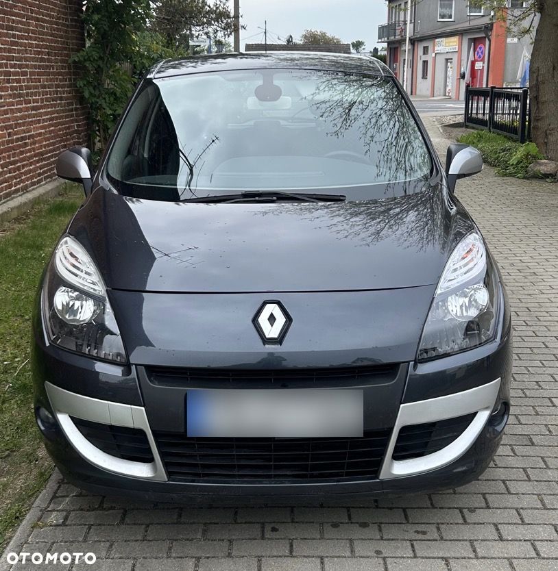 Renault Scenic - 8