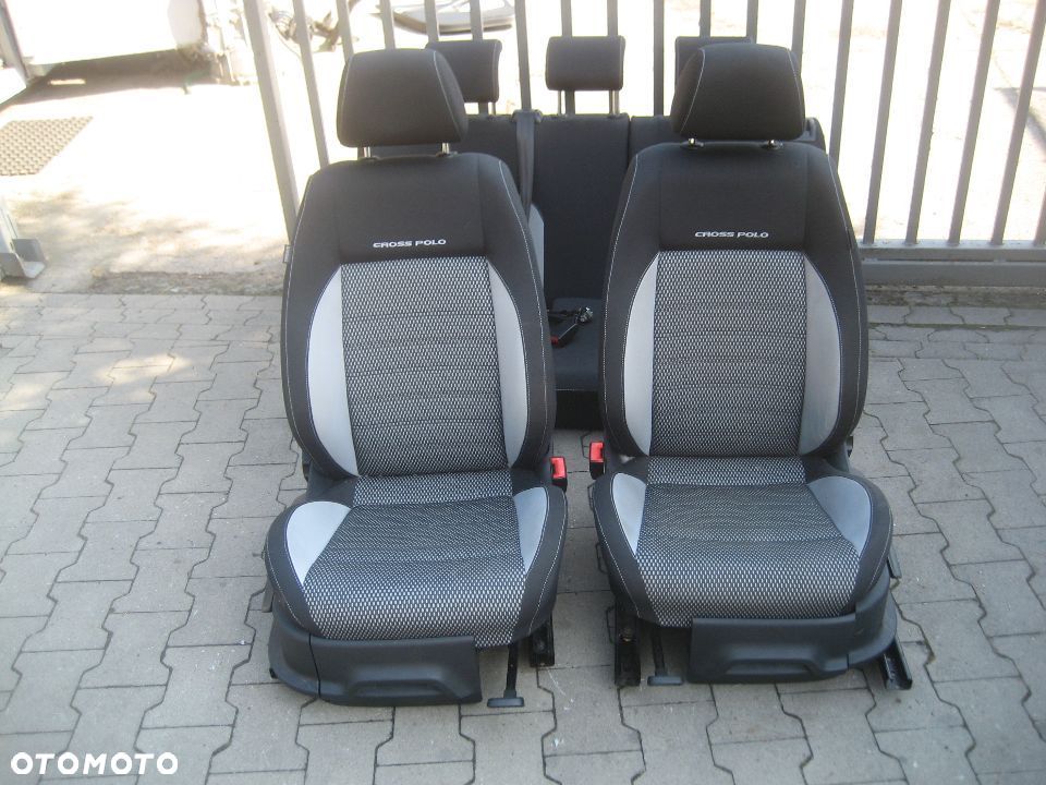 vw polo cross V 6r 10-17r siedzenia fotele  przód prawy lewy - 1